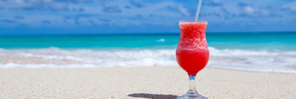 drink, cocktail, beach, beverage, refreshment, alcoholic drink, alcoholic beverage, glass, coast, sand, shore, seashore, paradise, tropical, nature, caribbean sea, caribbean